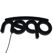 dưới dòng cửa hàng mở bảng hiệu đèn neon led chiếu sáng 3-ritop