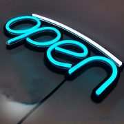 dưới dòng cửa hàng mở bảng hiệu đèn neon led chiếu sáng 5-ritop